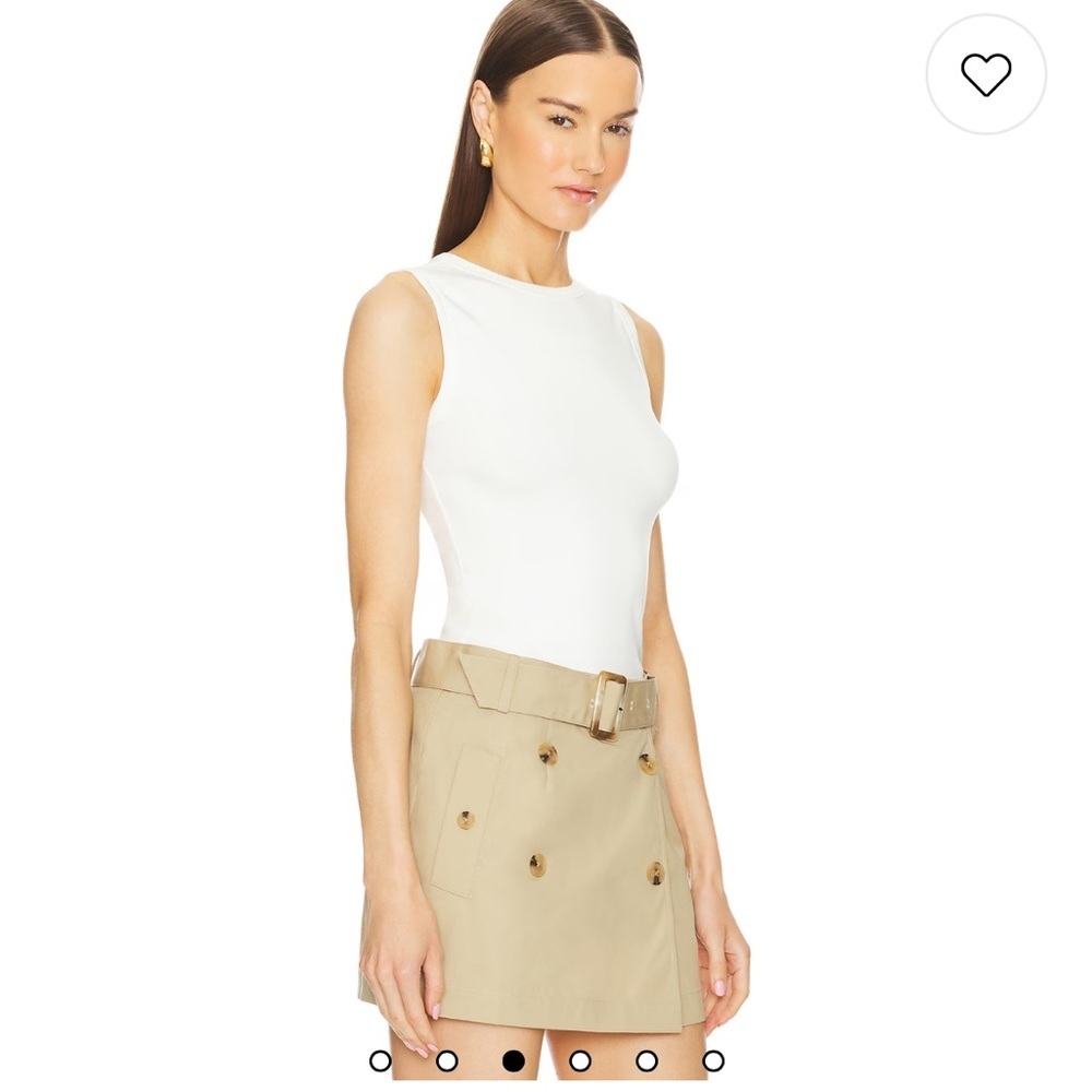 L'Academie by Marianna Caresse Tank in White - Picture 2 of 5